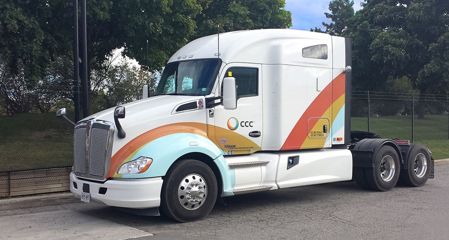 Canada Colors Kenworth T680 Midroof Sleeper