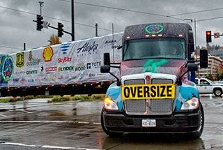 PacLease Teams up with Kenworth to Move U.S. Capitol Christmas Tree