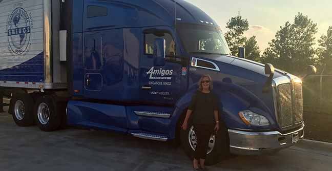Making a Difference: PacLease’s Gina Vecchioni Inspires Young Women to Join the Leasing Industry